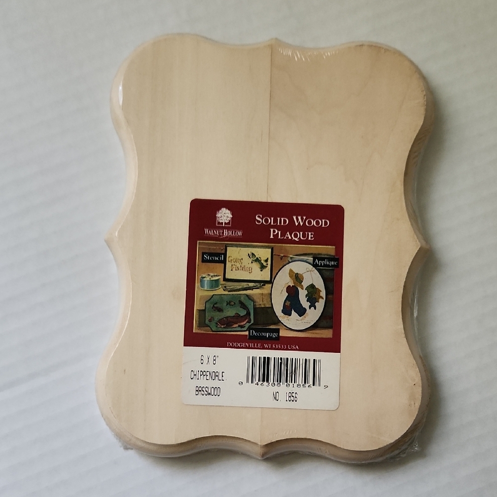 NWT Solid Wood Plaque 6x8 Chippendale Basswood